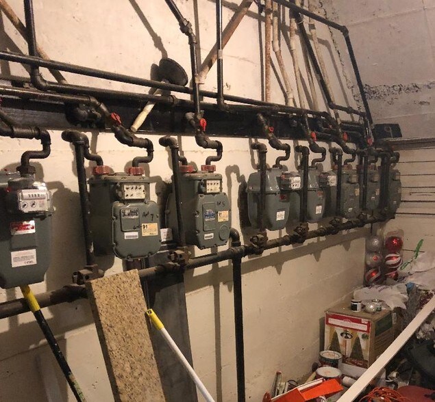 More Photos Of 328 N 12th St, Newark Apartments For Sale