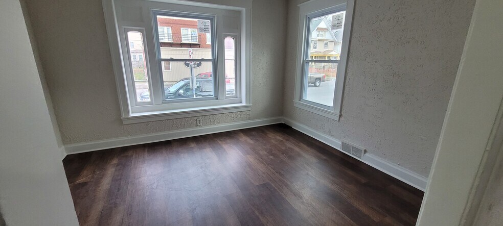 More Photos Of 120-128 Lenox St, Rochester Apartments For Sale