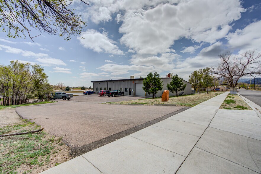 Primary Photo Of 465 S 31st St, Colorado Springs Light Manufacturing For Lease