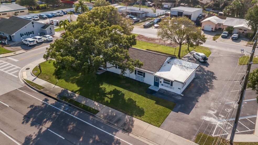 Primary Photo Of 2645 Sunset Point Rd, Clearwater Freestanding For Lease