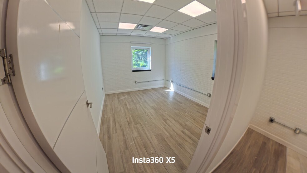 More Photos Of 24 Sodom Ln, Derby Light Manufacturing For Lease