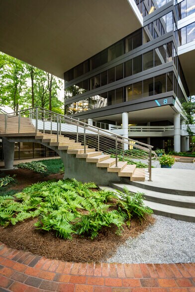 More Photos Of 3525 Piedmont Rd NE, Atlanta Loft Creative Space For Lease