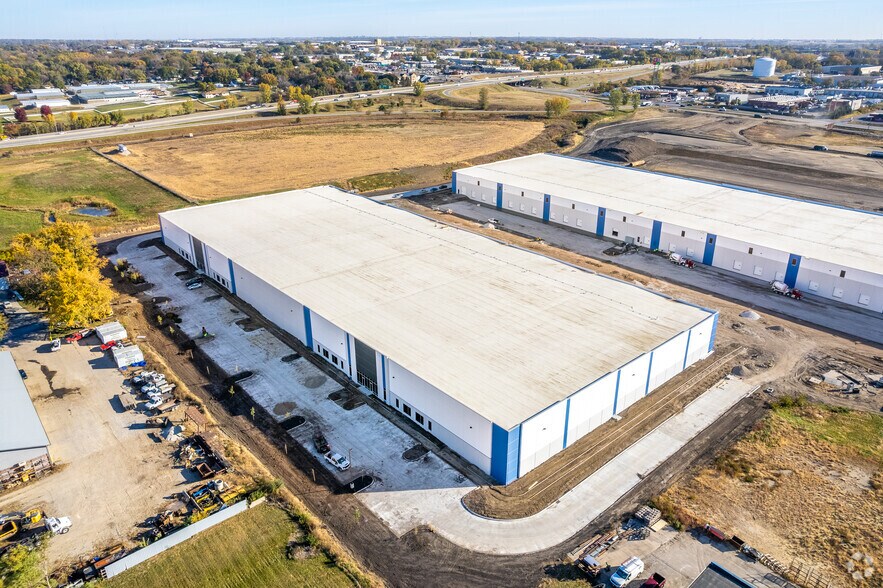 More Photos Of 900 E Broadway Ave, Des Moines Unknown For Lease