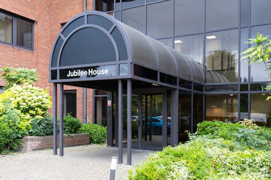 More Photos Of 3 The Drive, Great Warley Coworking Space