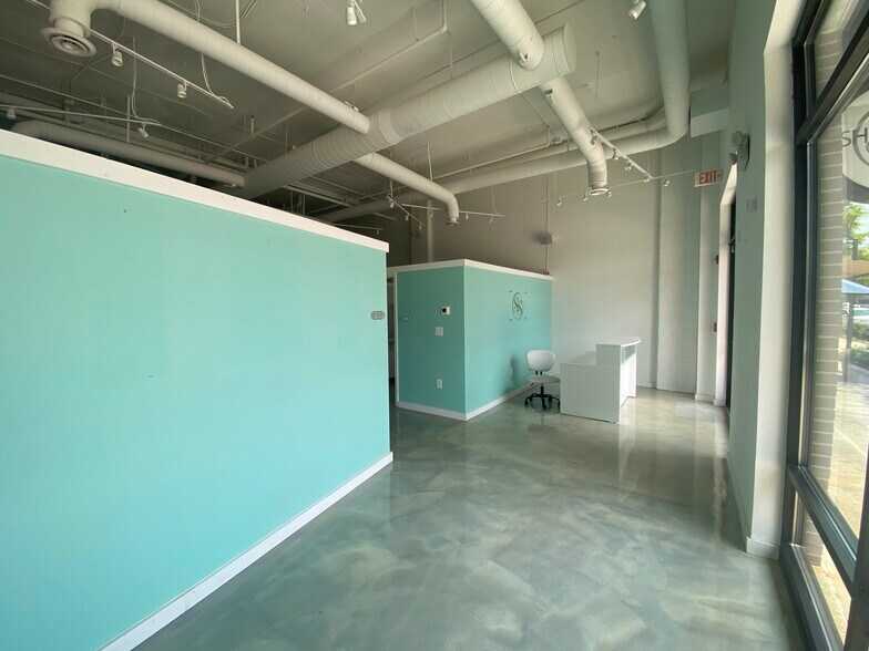 More Photos Of 2700 E College Ave, Decatur Apartments For Lease