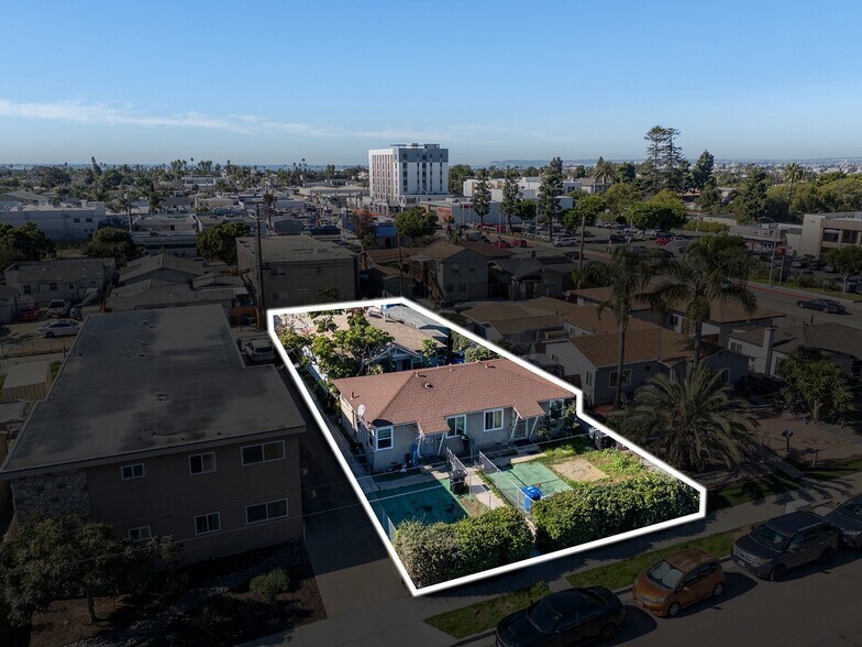 Primary Photo Of 210-12 Del Mar Ave, Chula Vista Apartments For Sale