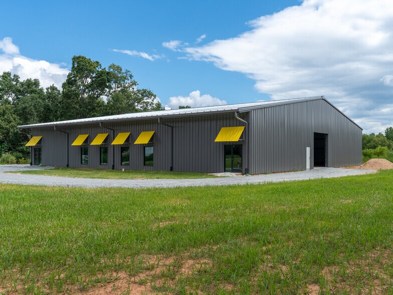 Primary Photo Of 258 Marlowe dr, Mills River Warehouse For Lease