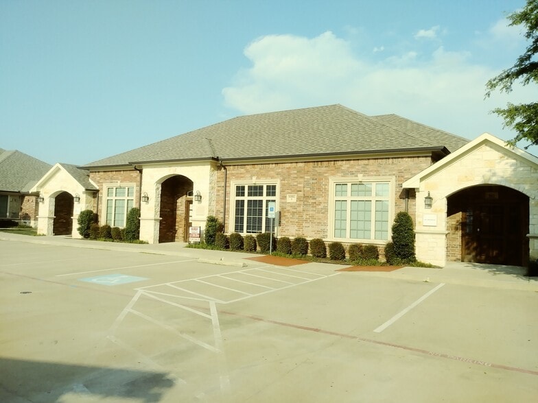 More Photos Of 8765 Stockard Dr, Frisco Medical For Lease