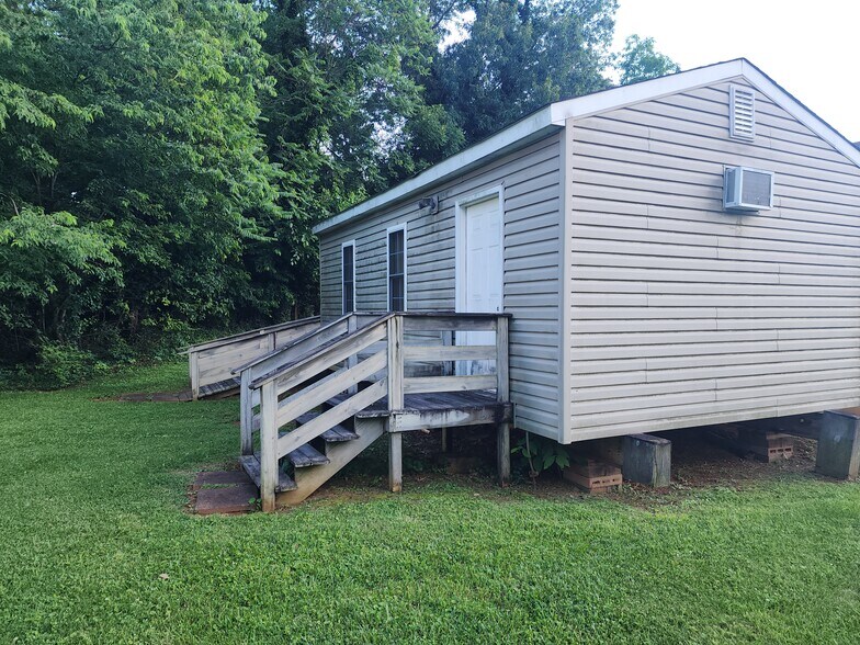 More Photos Of 3597 Amherst Hwy, Monroe Office For Sale