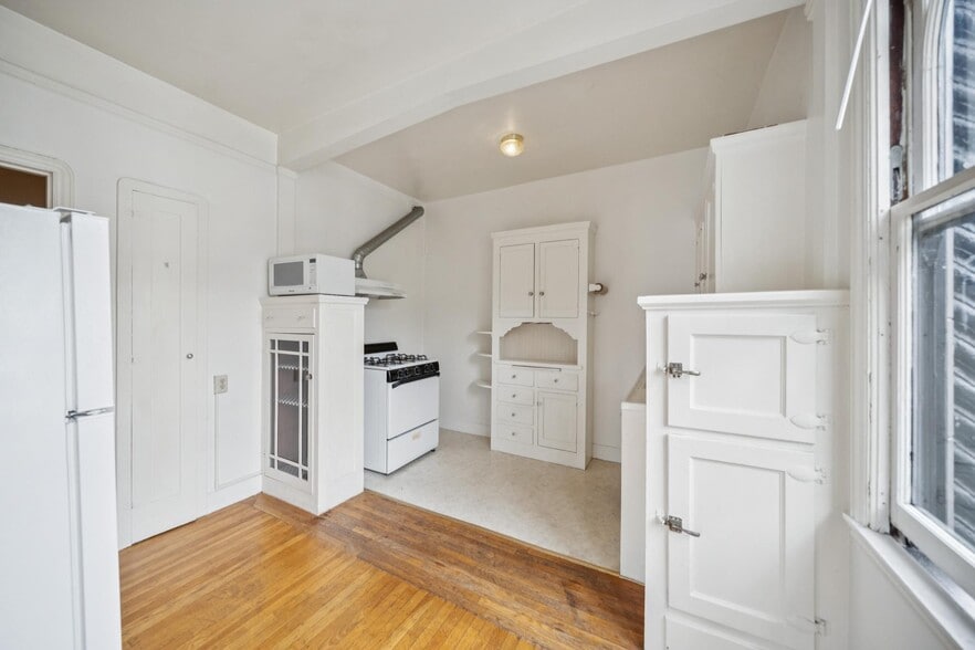 More Photos Of 1285 8th Ave, San Francisco Apartments For Sale