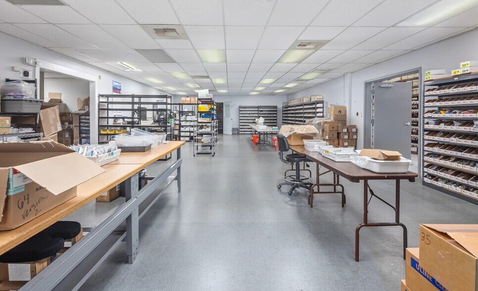 More Photos Of 1647 S Federal Way, Boise Flex For Lease