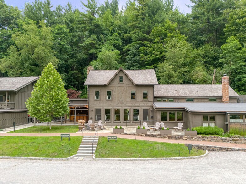 More Photos Of 37 Catamount Rd Hillsdale, Hillsdale Hotel For Sale