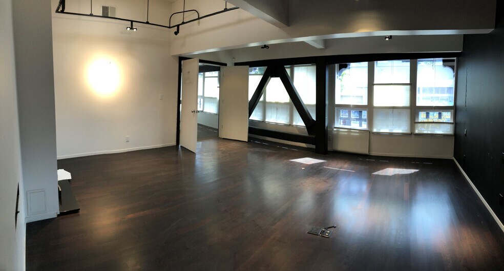 More Photos Of 2801-2825 Broadway, Oakland Auto Dealership For Lease
