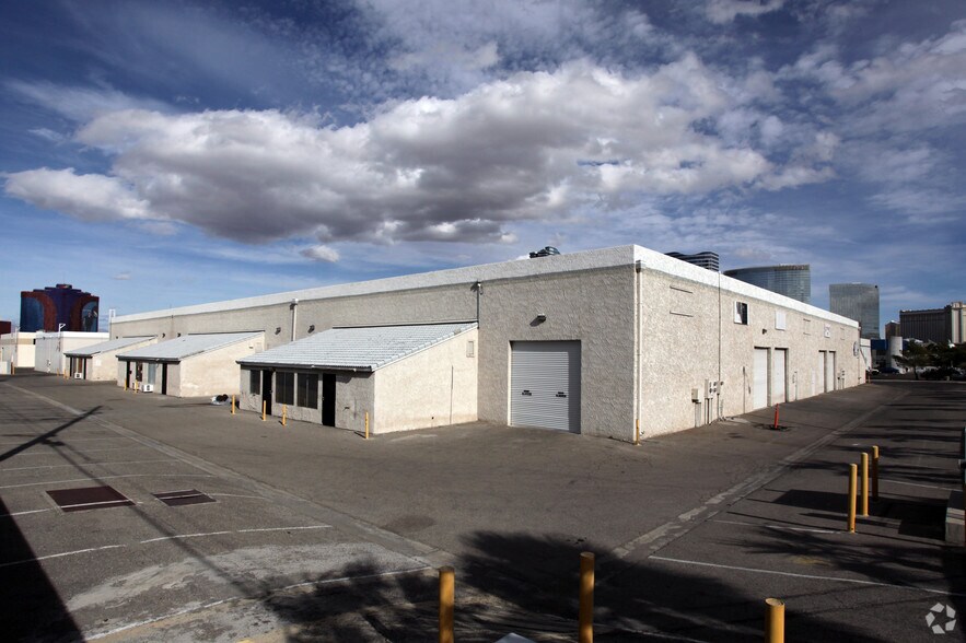More Photos Of 4665 Procyon St, Las Vegas Warehouse For Lease