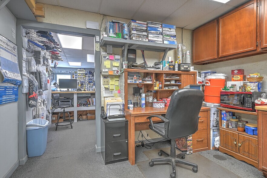 More Photos Of 2905 Cherokee Park Rd, Morristown Auto Dealership For Sale