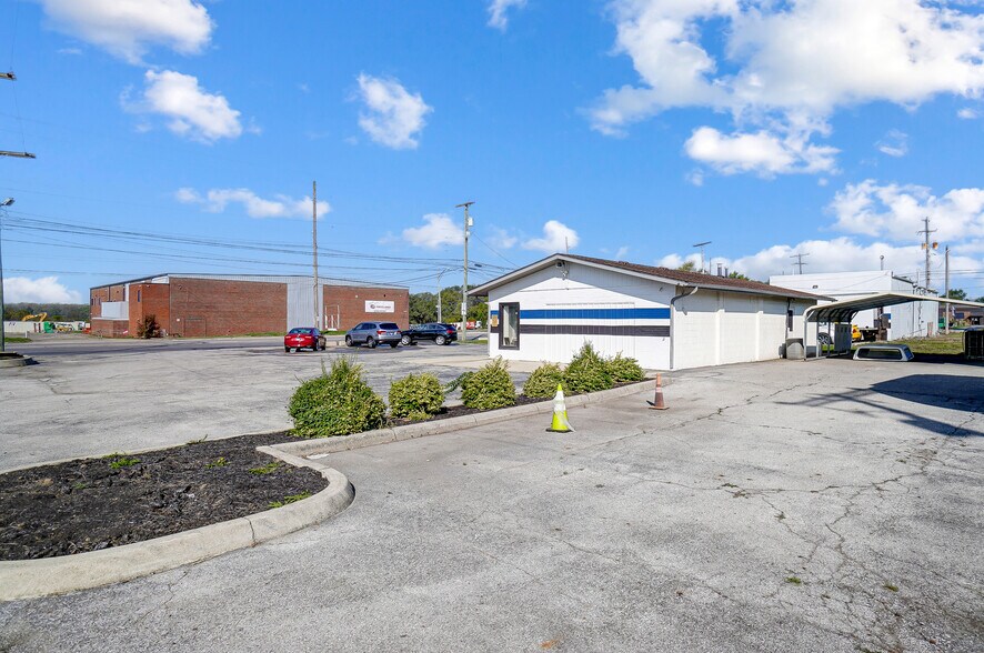 More Photos Of , Columbus Unknown For Sale