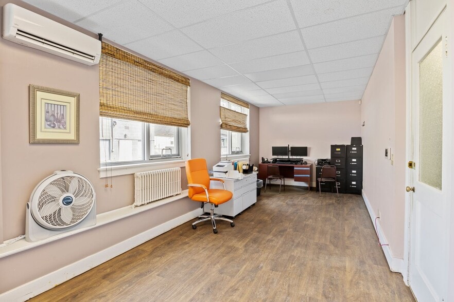 More Photos Of 9 Grimes St, Buffalo Industrial For Sale