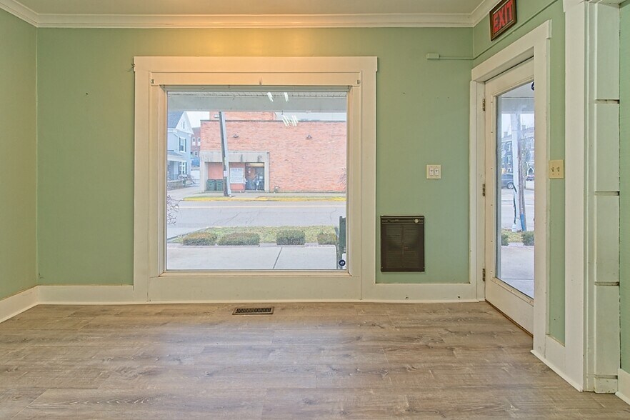 More Photos Of 7 E. Water St, Troy Storefront Retail Office For Lease