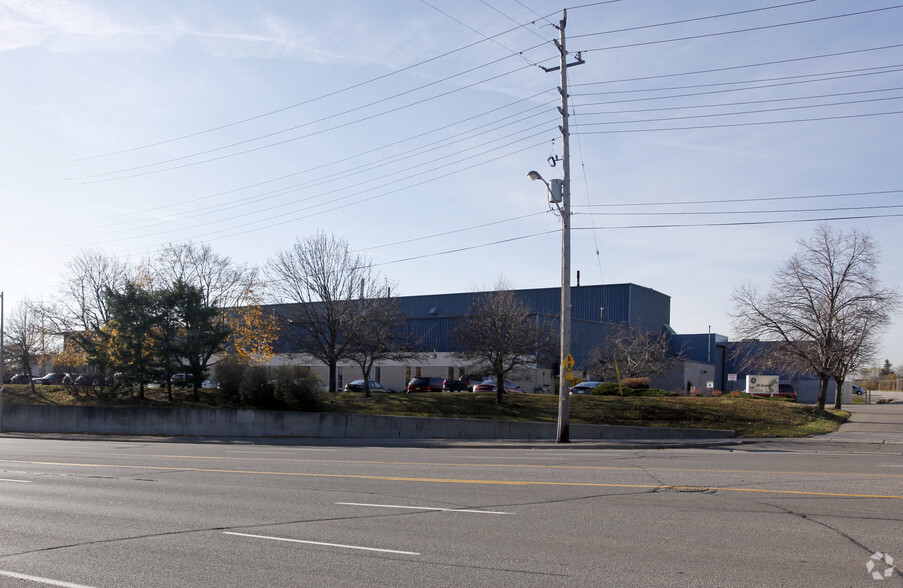 Primary Photo Of 1150 Walkers Ln, Burlington Warehouse For Lease