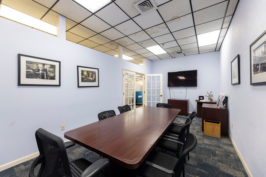 More Photos Of 735 Allens Ave, Providence Industrial For Sale