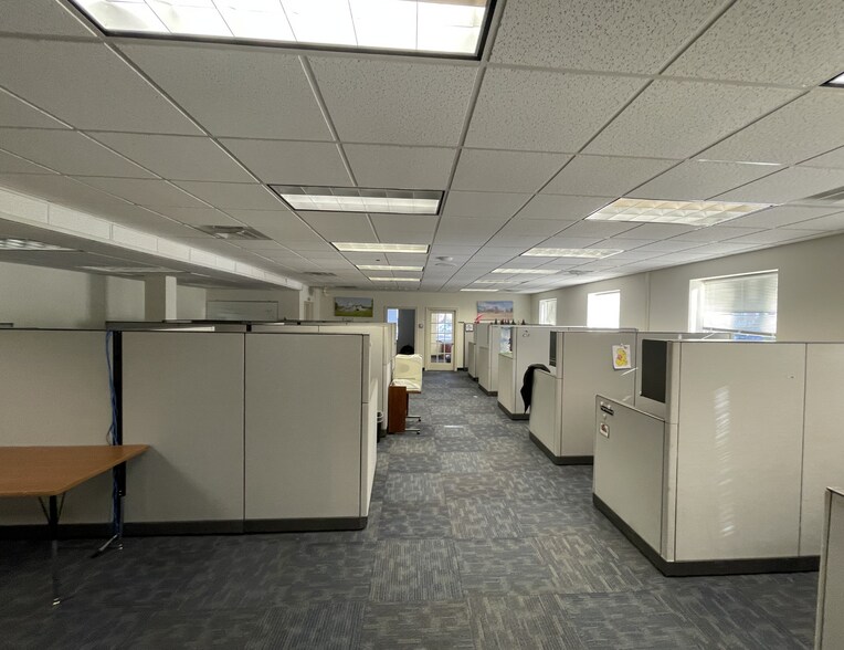 More Photos Of 1200 Philadelphia Pike, Wilmington Office For Sale