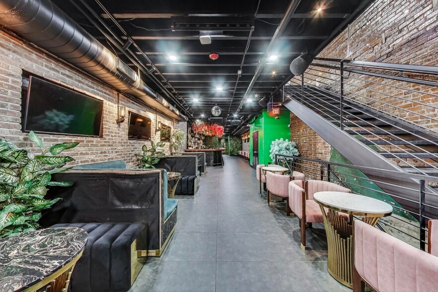 More Photos Of 1355 U St NW, Washington Restaurant For Lease