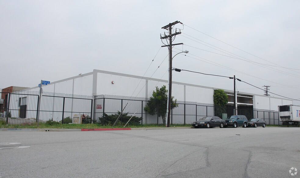 Primary Photo Of 249 131st St, Los Angeles Warehouse For Lease