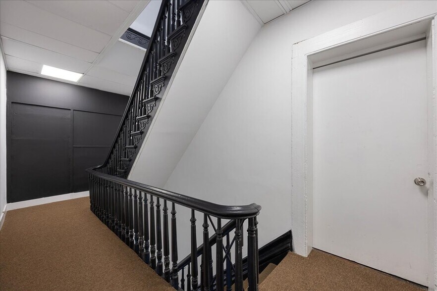 More Photos Of 95 Buena Vista Ave, Yonkers Apartments For Sale