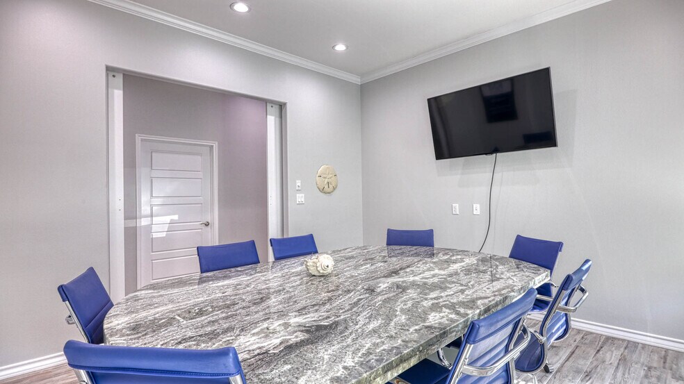 More Photos Of 14933 S Padre Island Dr, Corpus Christi Office For Lease