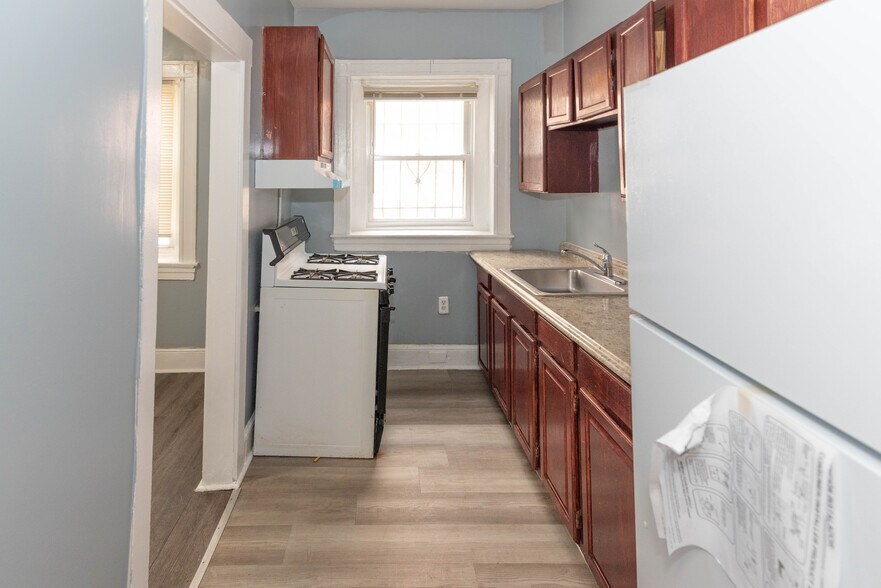 More Photos Of 3210-3212 Walbrook Ave, Baltimore Apartments For Sale