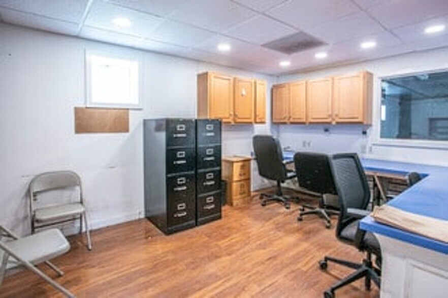 More Photos Of 345 Morgan St, Phoenixville Warehouse For Lease