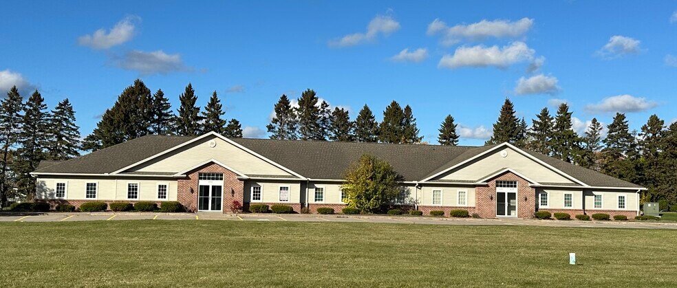 Primary Photo Of 1680 Empire Blvd, Webster Unknown For Lease