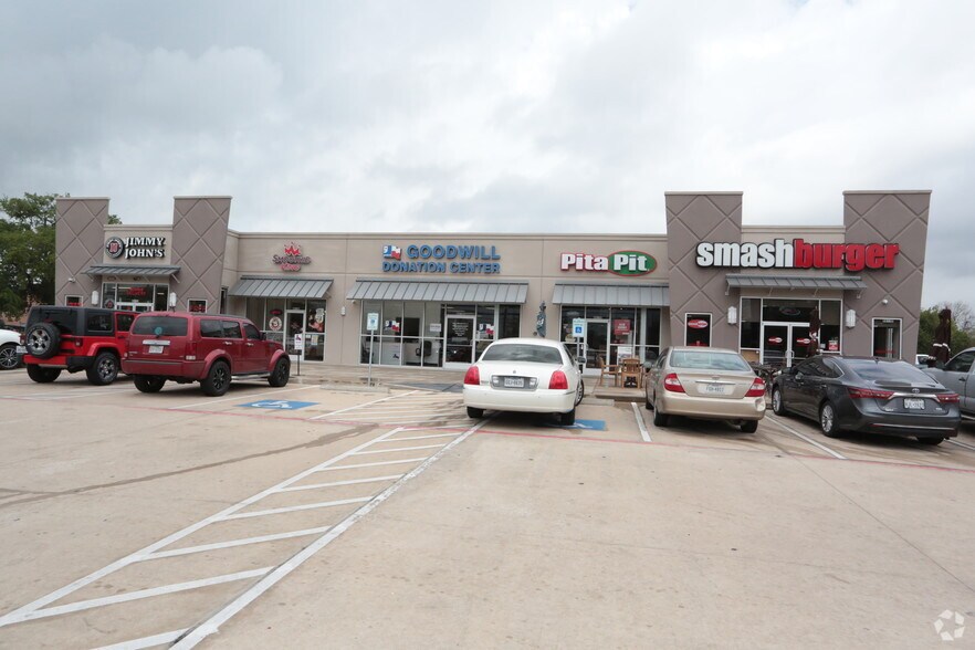 More Photos Of 8035 Spencer Hwy, Deer Park General Retail For Sale