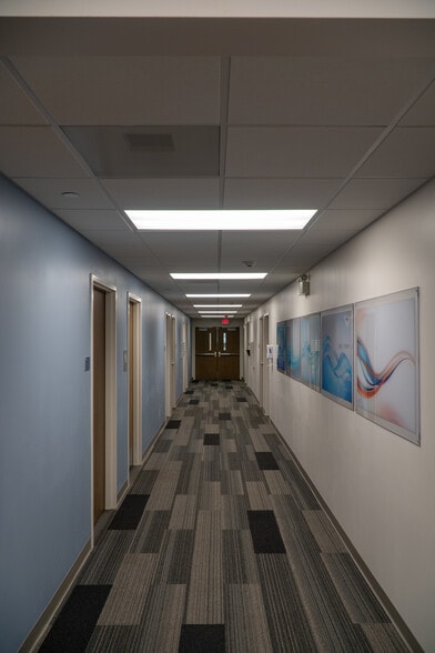 More Photos Of 312 E Wisconsin Ave, Milwaukee Medical For Lease