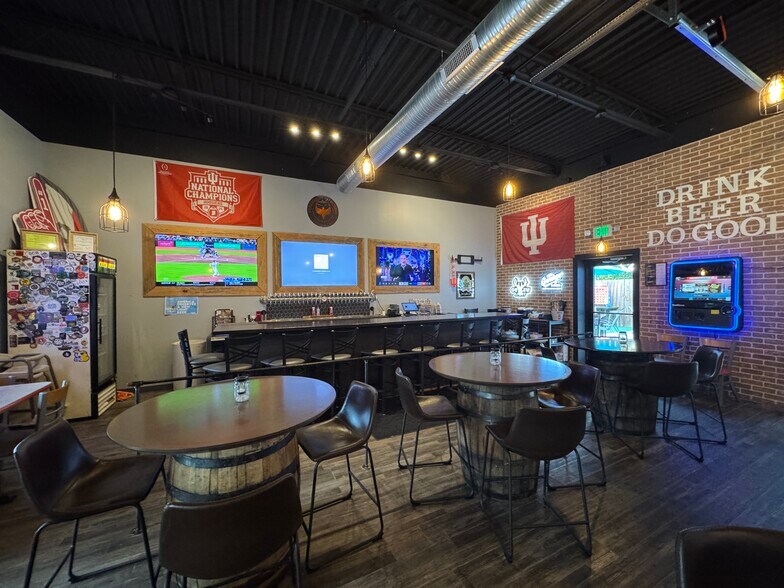More Photos Of 4040 State Road 46 E, Nashville Restaurant For Sale