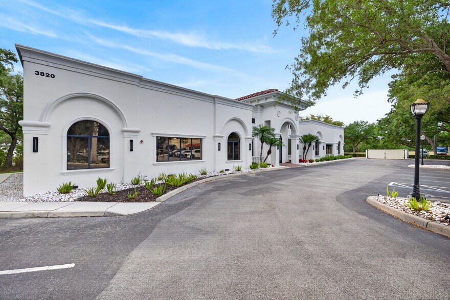 More Photos Of 3820 Via Del Rey, Bonita Springs Medical For Sale
