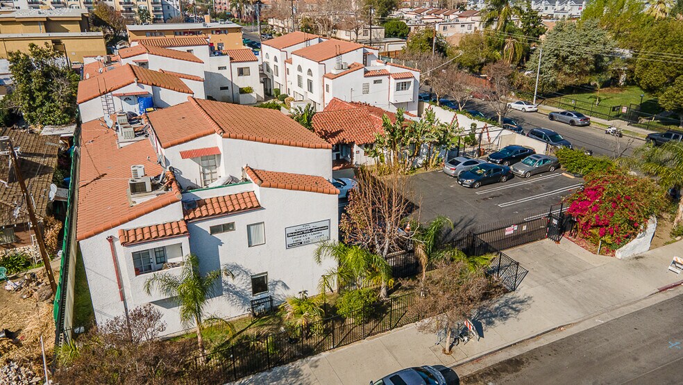 More Photos Of 9261 Wakefield Ave, Panorama City Apartments For Sale