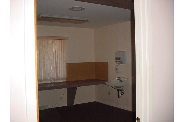 More Photos Of 1138 E Chestnut Ave, Vineland Office For Sale