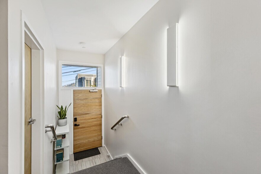 More Photos Of 150 Josiah Ave, San Francisco Apartments For Sale