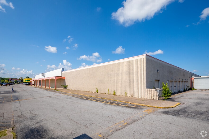 Primary Photo Of 530 Donelson Pike, Nashville Freestanding For Lease