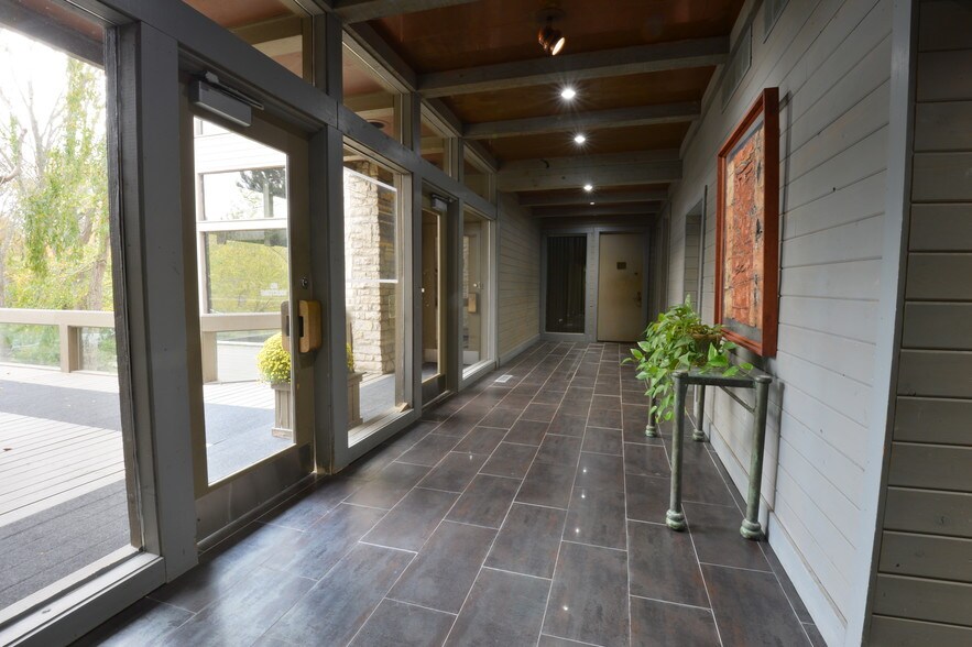 More Photos Of 6099 Riverside Dr, Dublin Office For Lease