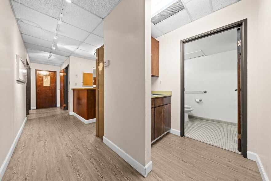 More Photos Of 2089 Vale Rd, San Pablo Office For Sale