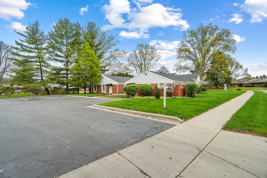 More Photos Of 1354 N Monroe Dr, Xenia Medical For Lease