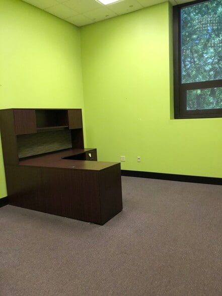 More Photos Of 402 Chandler St, Jamestown Manufacturing For Sale