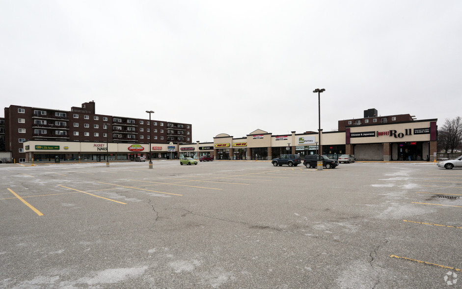 Primary Photo Of 47-73 Willow Rd, Guelph Storefront For Lease