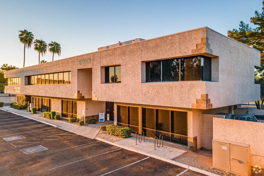 More Photos Of 8630 E Via de Ventura, Scottsdale Medical For Lease