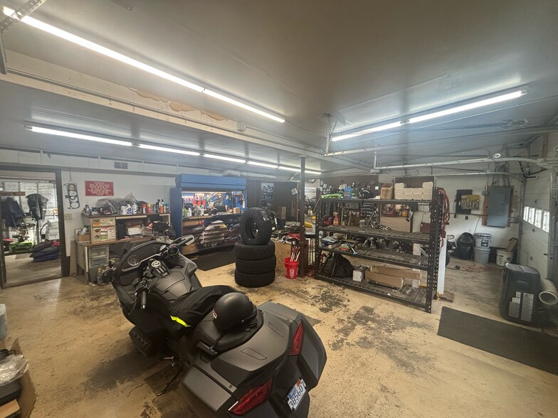 More Photos Of 434 Boston Post Rd, Warren Industrial For Sale