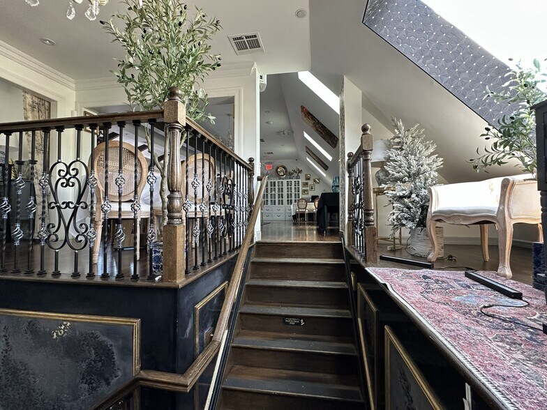 More Photos Of 141 Mansion Ave, Staten Island Restaurant For Sale