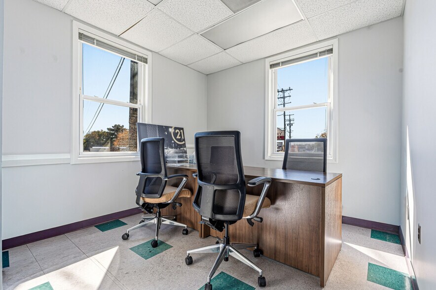 More Photos Of 9506 Harford Rd, Parkville Medical For Lease