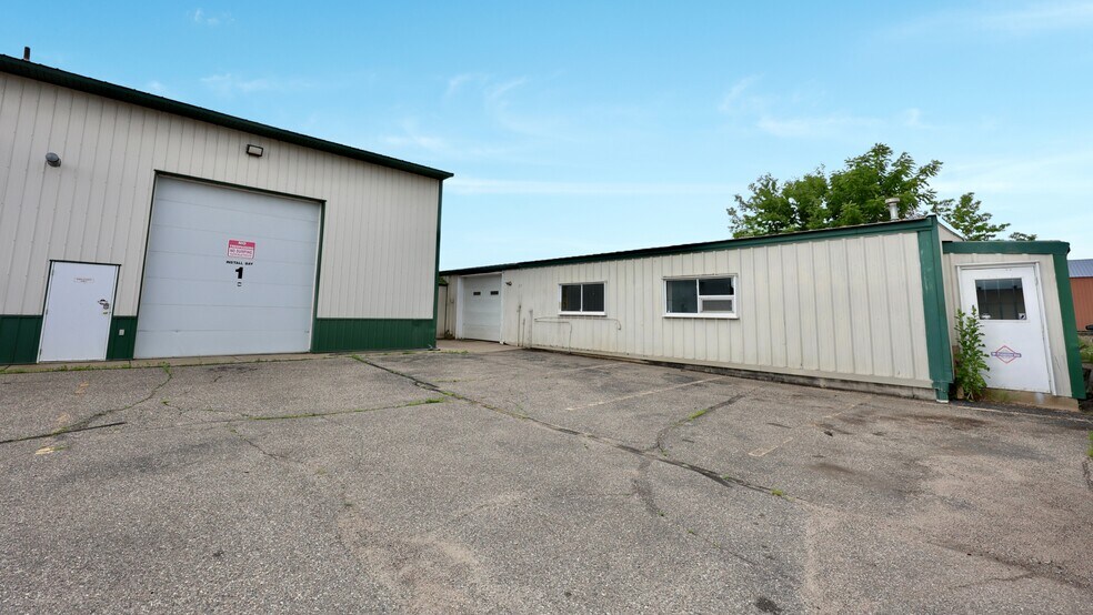 More Photos Of 1121 S Lincoln Ave, Sauk Rapids Warehouse For Sale